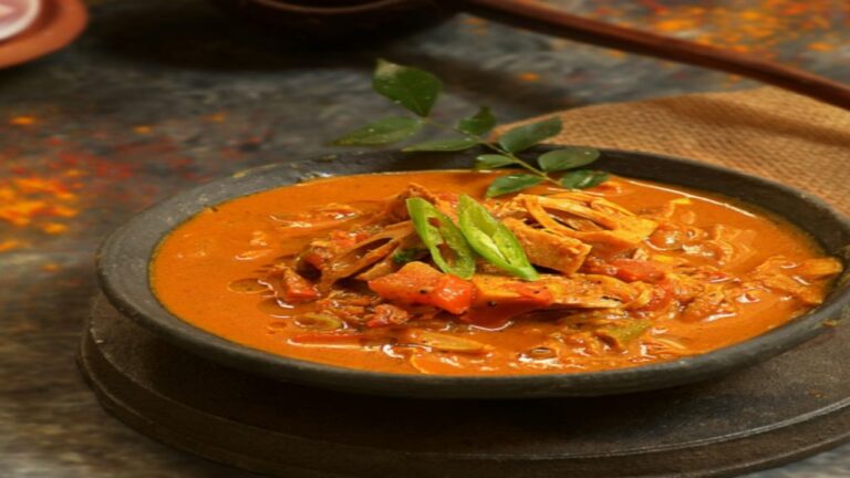 Kathal Curry Recipe:खाने का बदलना है स्वाद तो ट्राई करें कटहल करी, जानें बनाने का आसान तरीका