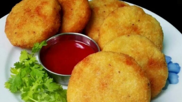 Rava Kachori Recipe: घर आएं मेहमानों के लिए बनाएं स्पेशल रवा कचौड़ी,लम्बे समय तक याद रहेगा टेस्ट
