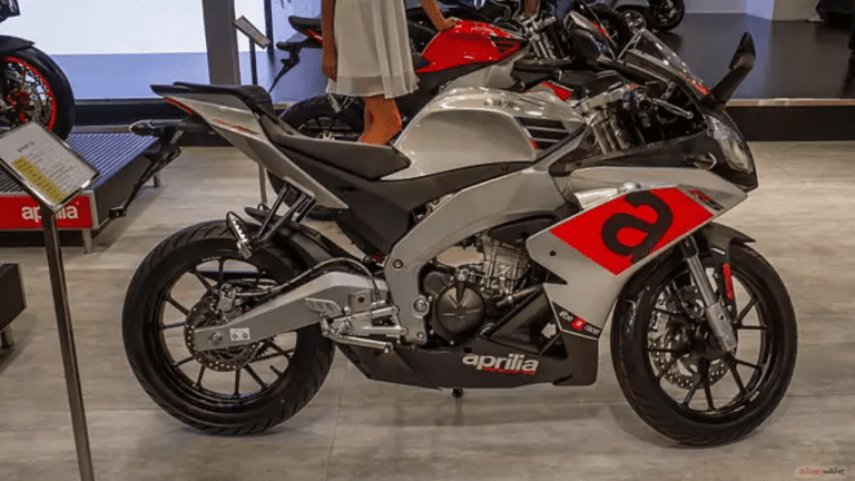 KTM RC 390 को धूल चटाने जल्द आ रही Aprilia RS440 बाइक, टेस्टिंग के दौरान दिखी झलक, जानें खासियत