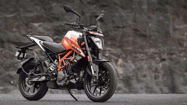 KTM Duke 2024 : केटीएम की नई स्ट्रीट नेकेड बाईकों ने ग्लोबल मार्केट में मचाया बवाल, जानें खासियत