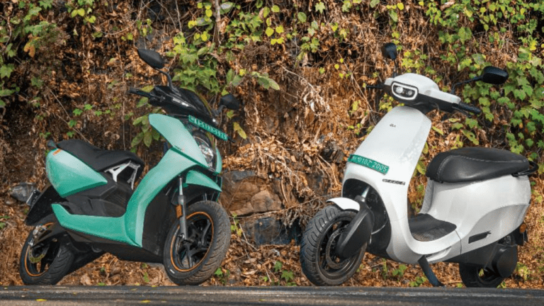 Ola S1 Pro vs Ather 450X  में कौन है ज्यादा दमदार? किसे खरीदना होगा घाटे का सौदा, जानें यहां
