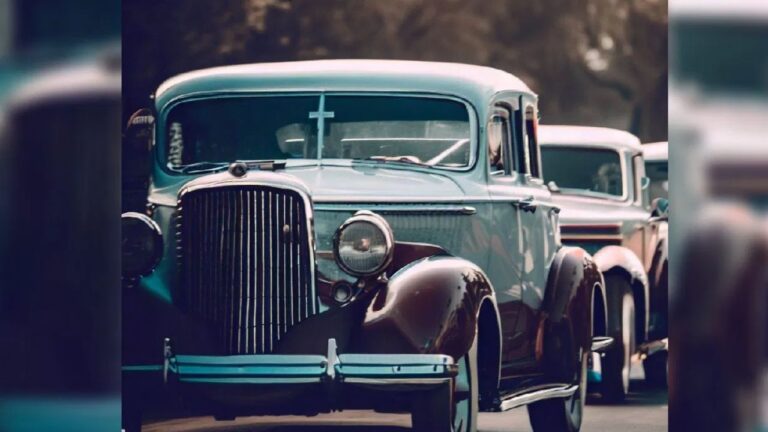 Vintage Car in India: पुरानी कार को ऐसे बना सकते हैं विंटेज कार, 10 गुना बढ़ जाएगी कीमत, जानें क्या है प्रोसेस