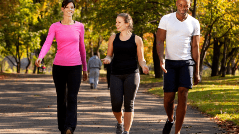 Walking Tips : पैदल चलने से डायबिटीज सहित इन बीमारियों से मिलती है निजात, जानें