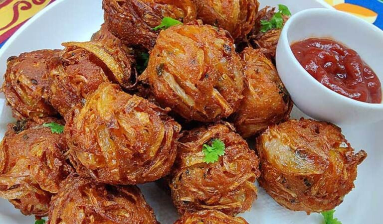 Pakoda Recipe: लटकते पेट ने कर दिया है शर्मिंदा नहीं खा सकते तेल, तो इस तरह बनाएं ऑयल फ्री पकौड़े