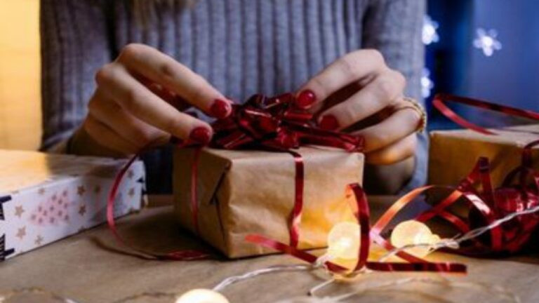 Friendship Day Gifts: फ्रेंडशिप डे का दिन बनाना है खास,तो अपने दोस्तों को दें बजट फ्रेंडली  गिफ्ट्स