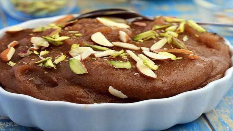 Sawan Vrat Recipe: सावन के सोमवार व्रत में बनाएं टेस्टी और हेल्दी सिंघाड़े का हलवा, ऐसे होगा मिनटों में तैयार