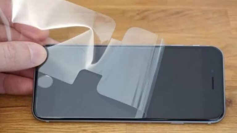 screen guard लगाने के हो सकते हैं ये Side effects, इस्तेमाल करने से पहले जान लें ये जरूरी बात