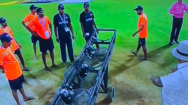 Asia Cup: जानें पिच को सुखाने के लिए क्या क्या किया गया, मैदान में पंखा तक चलाया गया