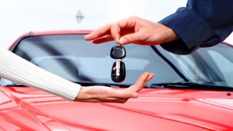 Car loan tips: कार लोन लेने से पहले रखें इन खास बातों का ध्यान, वर्ना लाखों का लग सकता है फटका