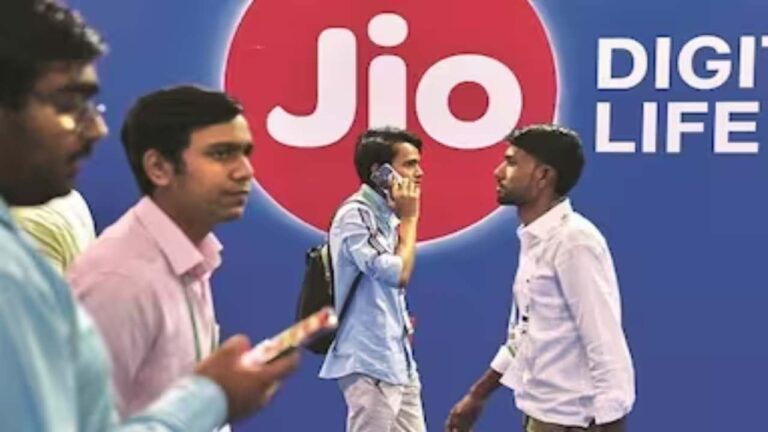 Jio का ये 84 दिनों वाला सस्ता प्लान उठा रहा धुआं,₹8 के खर्च में रोज 1.5GB डेटा के साथ पाएं ये बेनिफिट्स