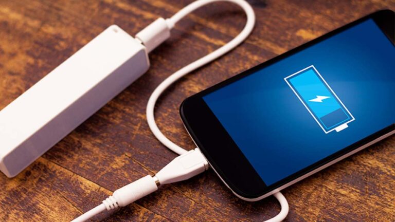 Smartphone Charging tips: स्मार्टफोन चार्जिंग लगाते समय रखें इन बातों का ख्याल, कभी नहीं खराब होगी बैटरी