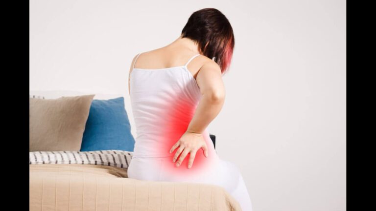 Back Pain:कमर दर्द को लंबे समय तक ना करें नजरअंदाज,बन सकता है कई मुसीबतों का कारण,ऐसे करें बचाव