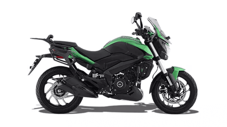 गर्लफ्रेंड के साथ लॉन्ग ड्राइव पर जाने का बना रहे हैं प्लान, तो आज ही खरीदें Bajaj की ये बाइक, देगी भरपूर मजा