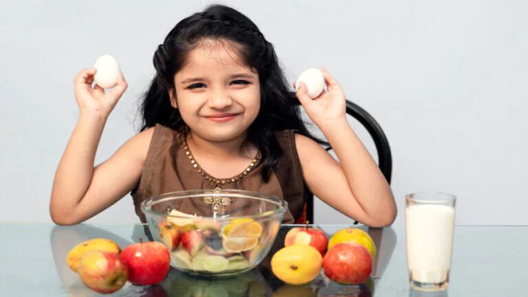 दिमाग को कंप्यूटर से भी तेज बना देंगे ये फूड्स, रोजाना ऐसे सेवन से मिलेंगे और भी कई फायदे