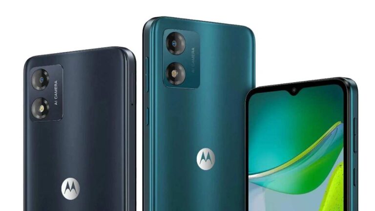 गजब की डील मात्र 6,499 रुपए में मिल रहा Motorola E13, जल्दी करें ऑर्डर