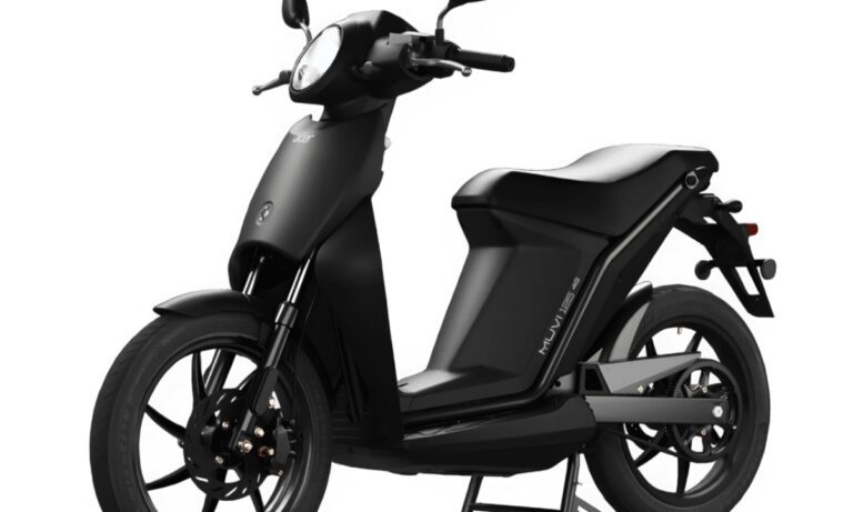 Muvi 125 4G EV Scooter:  बाइक जैसे टायर, 75 kmph की टॉप स्पीड, जानें कीमत