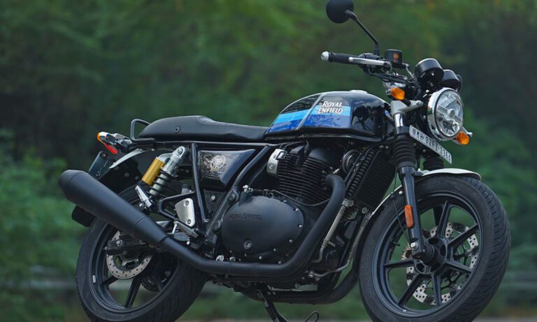 Royal Enfield की इस स्पोर्टी लुक बाइक में 161 की टॉप स्पीड, अट्रैक्टिव लुक पर फिदा हुए लोग