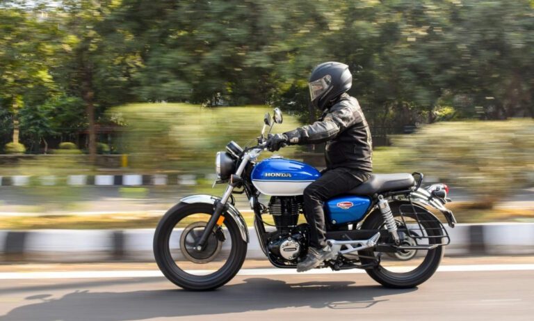 Honda की धांसू रेट्रो लुक बाइक, 125 km/h की टॉप स्पीड, जानें शानदार फीचर्स