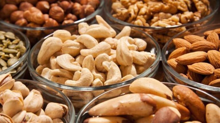 Dry fruits का भूल कर भी ना करें ऐसे सेवन,हार्ट अटैक का बढ़ जाएगा खतरा