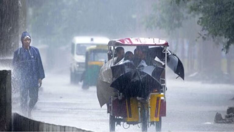 Weather Update: इन राज्यों में बारिश के साथ पड़ेंगे ओले,जानें देश के मौसम का हाल