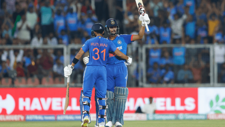 IND vs AUS: ऑस्ट्रेलिया ने जीता टॉस, लिया ये निर्णय, देखें बदलाव