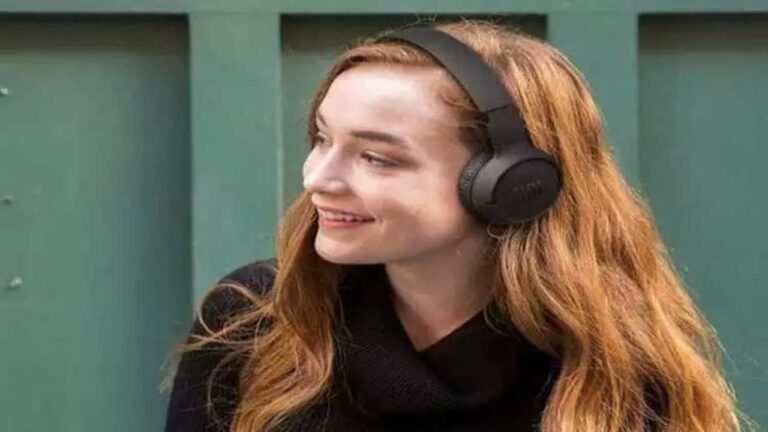 महज ₹218 की नो कॉस्ट EMI पर खरीदें JBL जैसे ब्रैंड्स के Headphone,ऑफर केवल सीमित समय के लिए